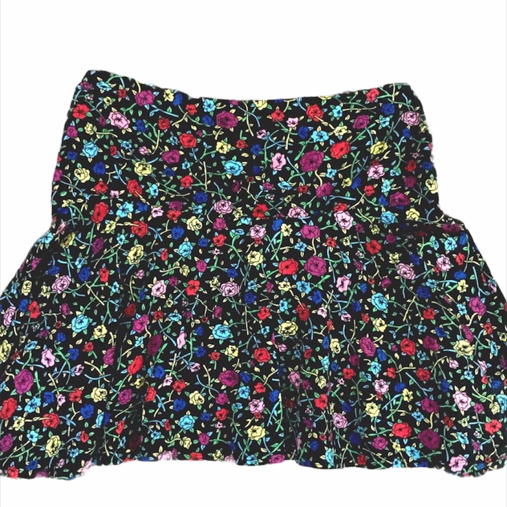 ❌SOLD❌Betsey Johnson Colorful Roses Flare Skirt - Picture 1 of 6